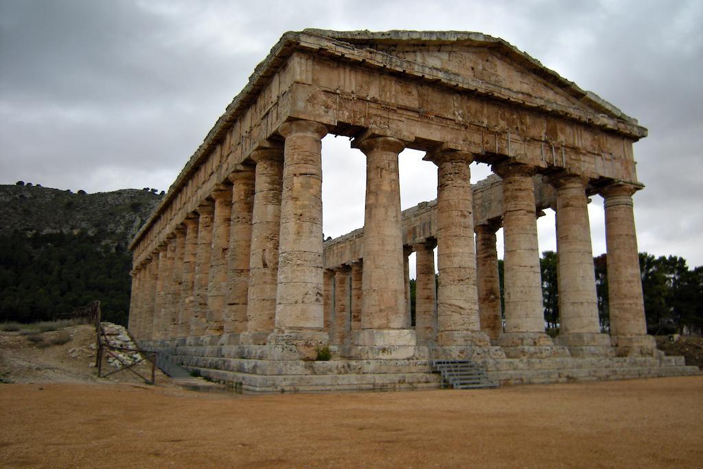 Delle Palme Delfina