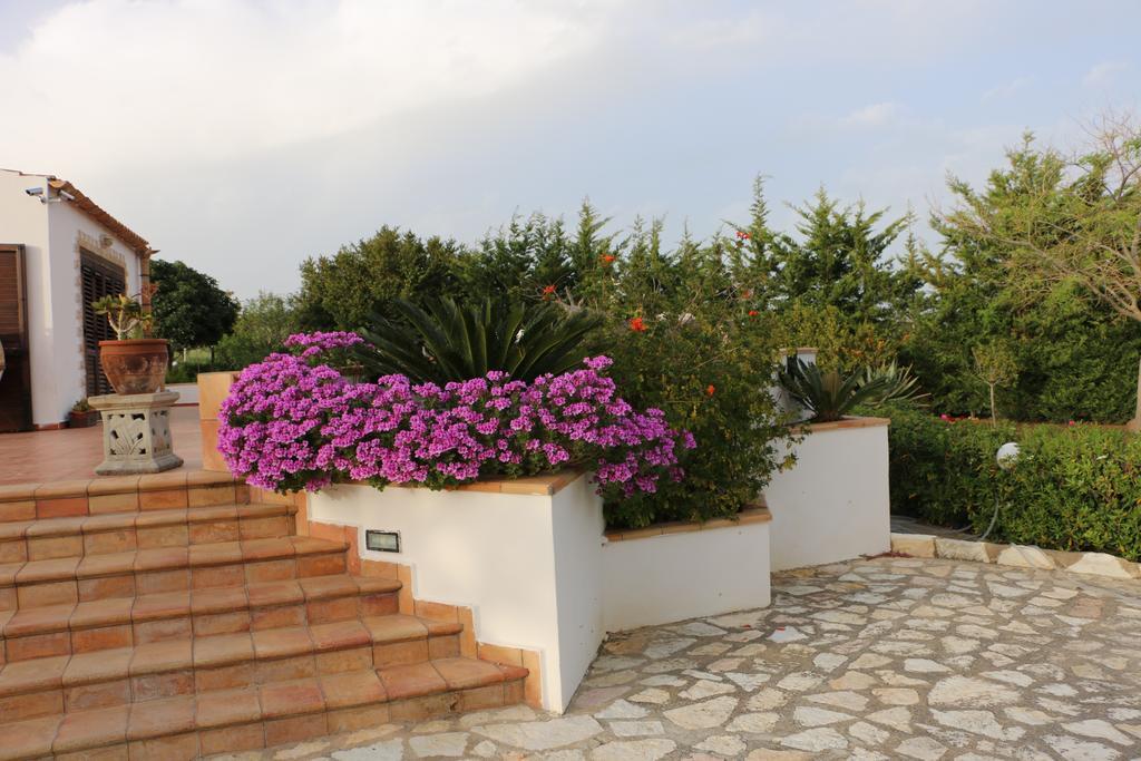 Delle Palme Delfina